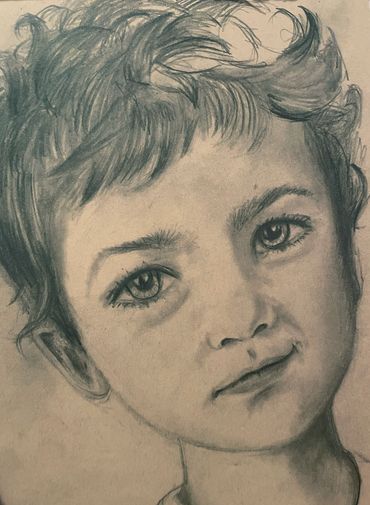 "Star Eyes"
8.5x11 Toned Paper
Pencil