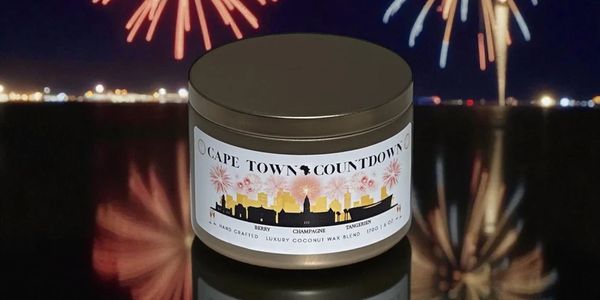 Cape Town Countdown World Traveler Aroma candle. Berry, champagne, tangerine.