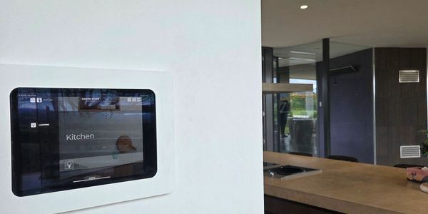Clipsal C-Bus wall controller installed by DCP Electrical at Stormridge Estate Smart home