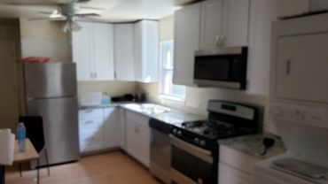 The kitchen of 909 Aberdeen 2nd Floor