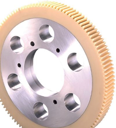 Aluminium hub with nylon gear