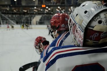 Anthony Ciurro on the bench at the 2022 ACHA National Tournament.