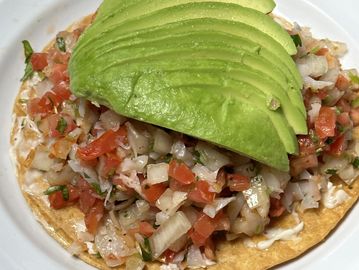 Tostada de Camarones Mayo Pico de Gallo & Avocado