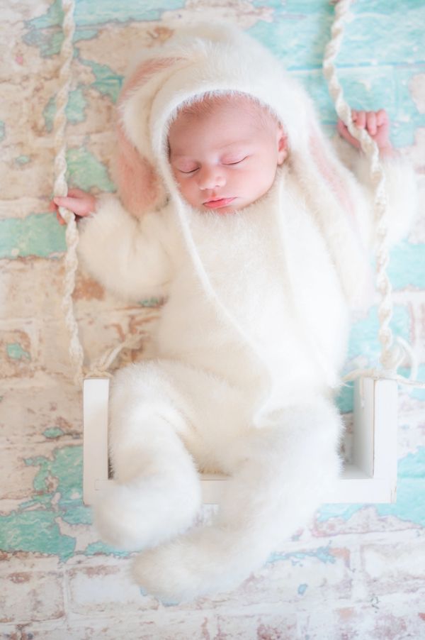 Lynsey Noel Photography, NEPA North East PA Professional Photographer, Headshot Newborn