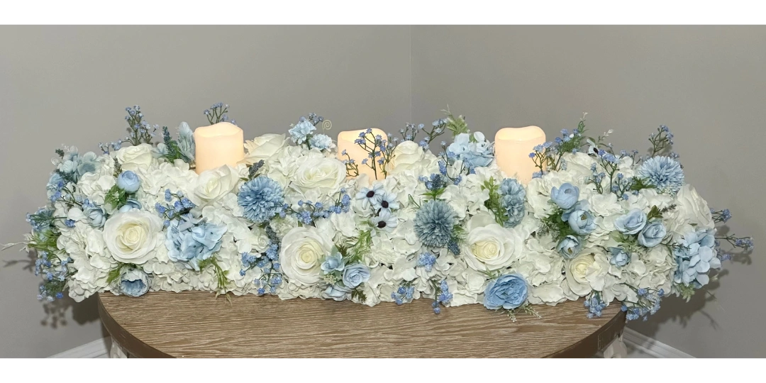 Sweetheart table.