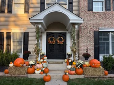 Halloween decoration in front of a house