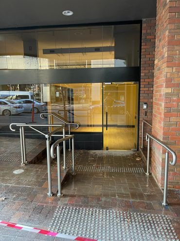 Post Mounted Stainless Steel Hand Rail