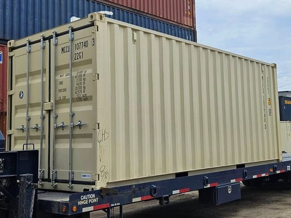 20ft One Trip Shipping container Beige heading to South Dakota
