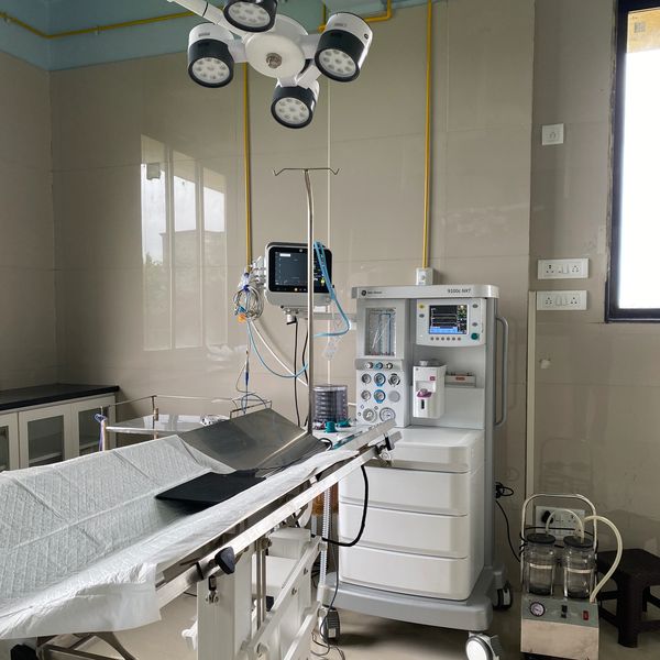 State of the art Operation Theatre equipped with the latest equipment at par with world standards. 