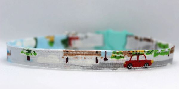 Cat Christmas Collar with cars, snow and trees