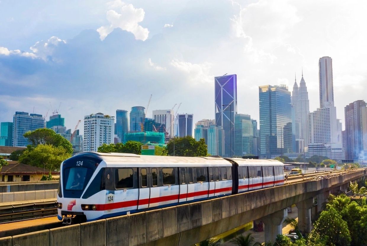 Laurel-residence-Bangsar-south-near-LRT-station-studio-Airbnb-luxury-property-kl-kuala-lumpur-Malays