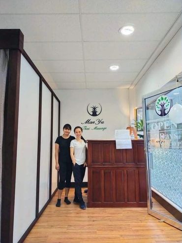 Mae Yu Thai Massage logo in the foyer