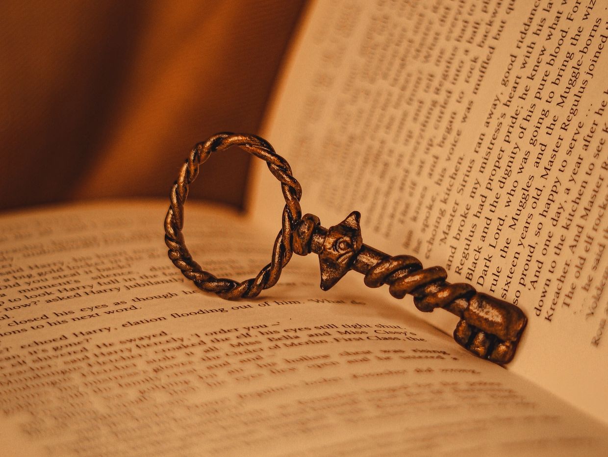 the key to hogwarts, harry potter book