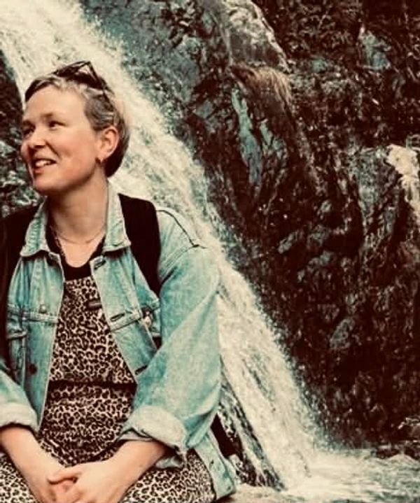 Henri, Henriette Kesten yoga teacher