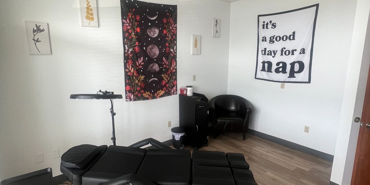 Jolie Femme Permanent Make up & Tiny Tattoos service room.