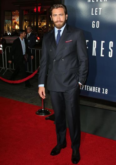 Men's double breasted suits. Custom made suits for men. Navy blue suits. Blue dress shirts. ties