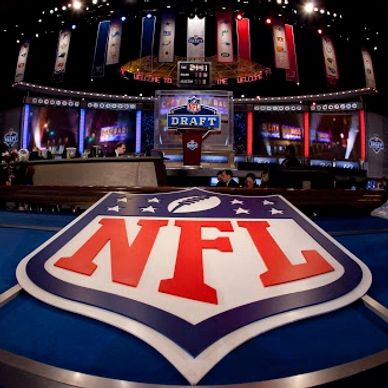 Big and tall suits, sport coats and blazers. Custom made suits for big and tall men. Custom shirts