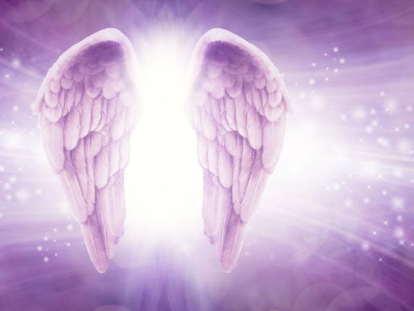 Reiki Healing, Cyrstal Healing, Angel,
Psychic Readings, Oracle /Angel Card Readings, Hand Blessing
