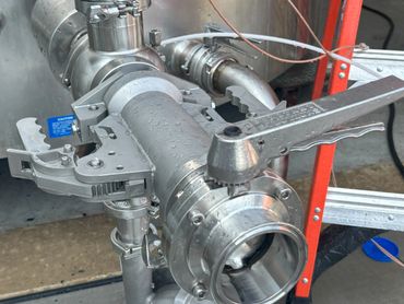Quick Clamp Sanitary Adapter stopping liquid flow after a valve failure