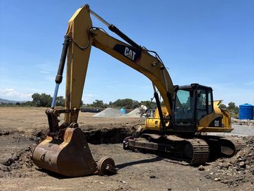 Excavadora CAT