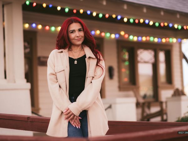 April Snow Gabany, red hair stylist holiday photo.