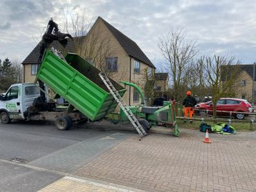 Grab hire and chipper service