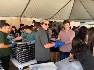 Arizona Jewish Academy Students performing good deeds