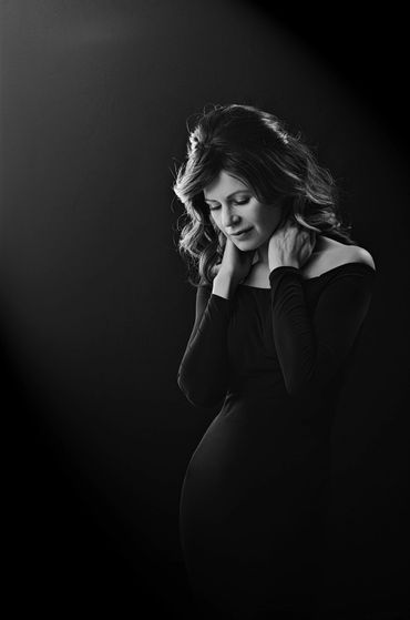 Black and white portraiture, beauty portrait, commissioned portrait, fine art portrait