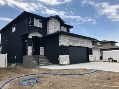 Natural stone curbing in grey colours
