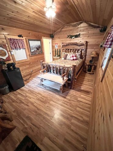 The Bear Cabin, sleeps 2