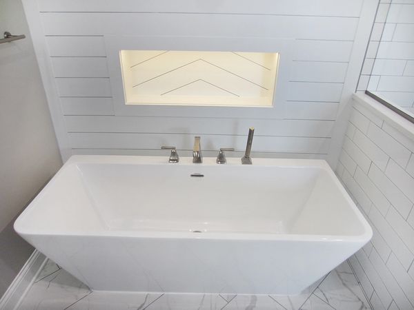Soaker tub, bathroom remodel, bathroom, remodel,