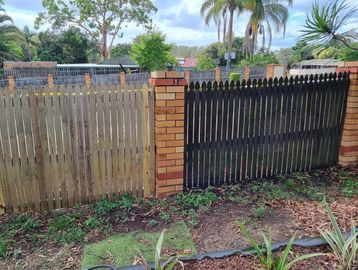 Timber Fence Wall Cleaning Brisbane Ipswich Pressure Cleaning