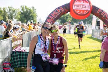 Brenda & Kendra at the finish