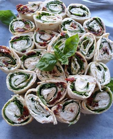 Sun-dried tomato and cream cheese pinwheels