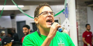 Joe Grillo sings with Holiday Express