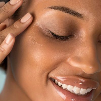 Clear and brilliant laser, clear and brilliant touch, laser treatment