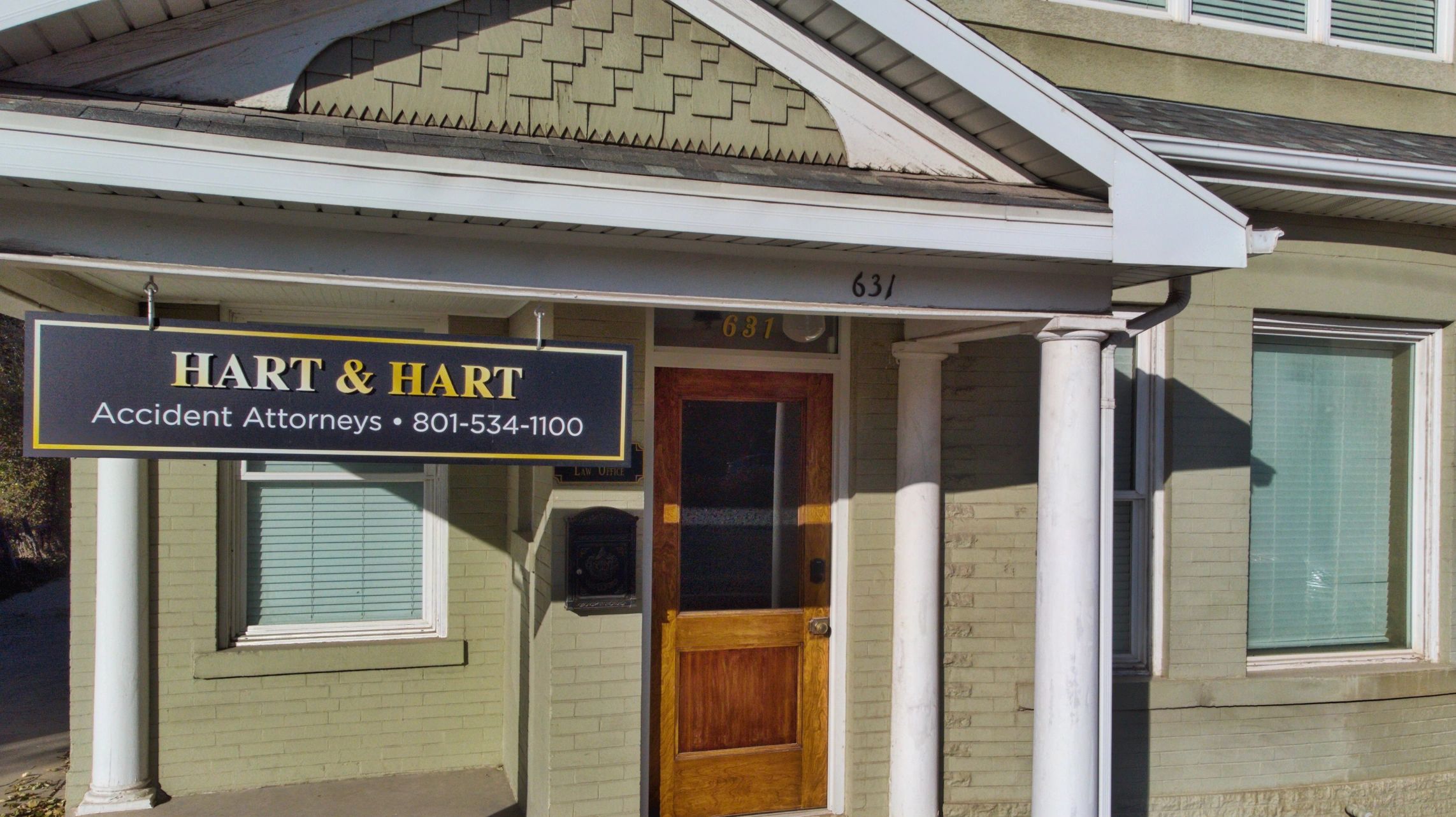 Hart & Hart office building personal injury accident attorneys