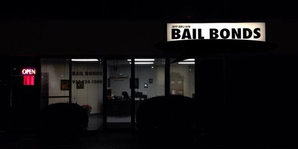 Jeff Brown Bail Bonds 32 N. Wilkinson night photo.