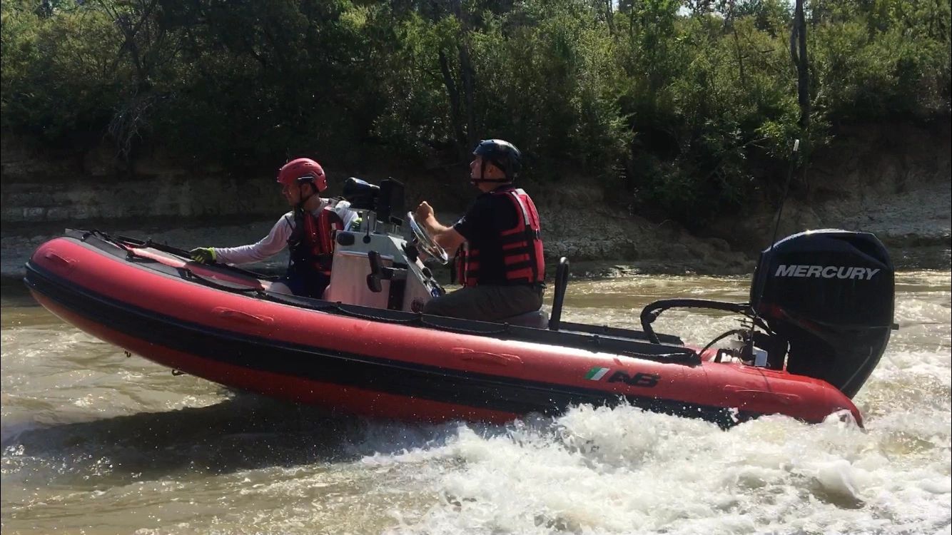 SWIFT WATER RESCUE BOATS
BEST SWIFT WATER RESCUE BOATS FOR SALE
SEARCH AND RESCUE BOATS FOR SALE