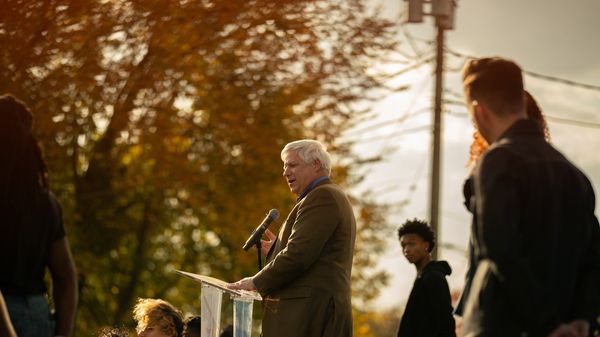 Peter Long giving a speech at the ribbon cutting