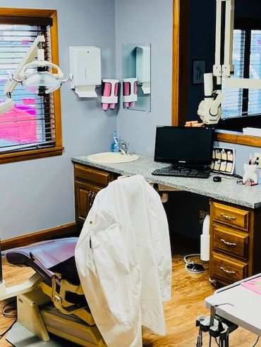 dentist near me, dental near me, tooth pain, teeth pain, dental emergency, emergency dentist, dds