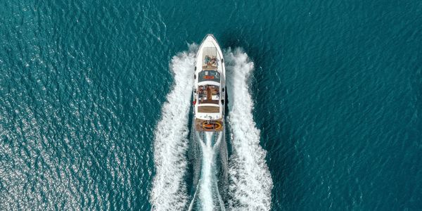 Mixology and Professional Bartending Services for Private Yachts.
