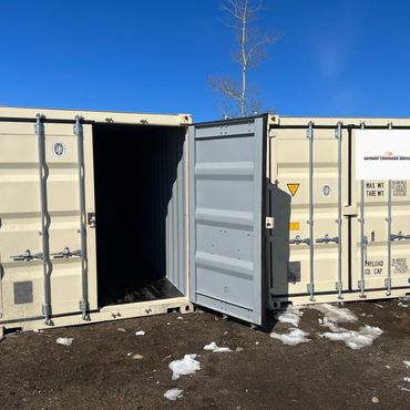 20' shipping containers with lock boxes