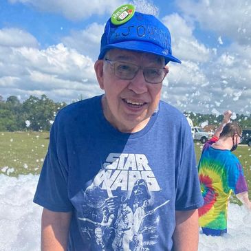 A resident from Heart of Georgia DDM wearing a light blue t-shirt