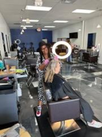 Tomeka Morgan Jacksonville Florida best hair hair color stylist