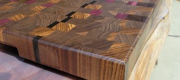 EXOTIC WOOD END GRAIN CUTTING BOARD