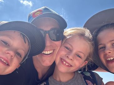 campers love their counselor