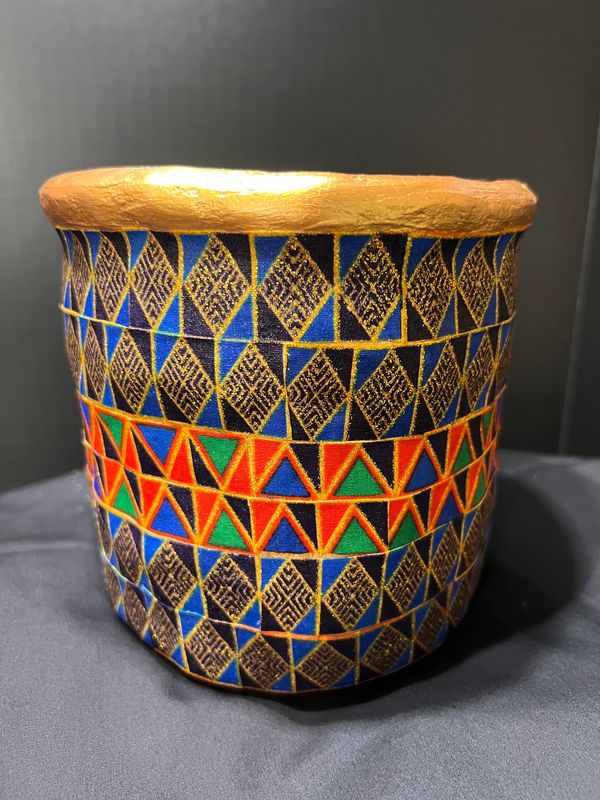 5. Inches high
5.5 diameter
200.00 US dollars