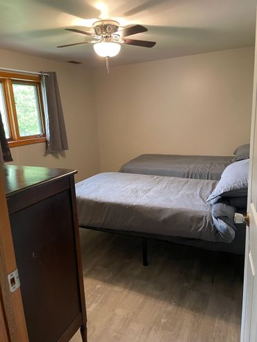 Twin bedroom