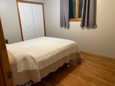 Queen bedroom